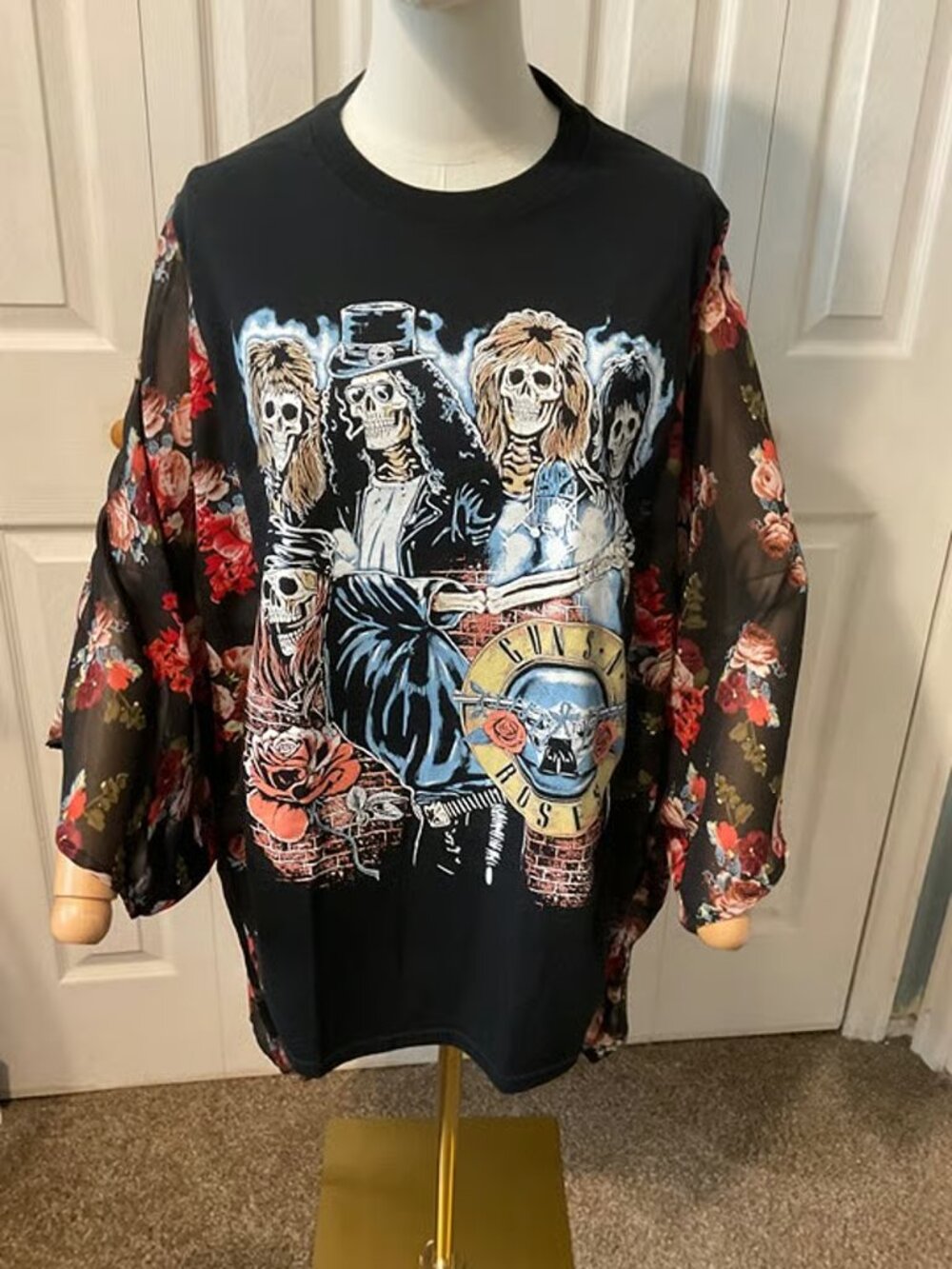 Guns N’ Roses Upcycled Graphic T-Shirt with Flowy Floral Sleeves- OSFM
